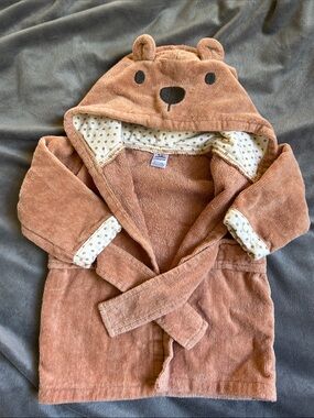 Baby Essentials Brown Bear Hooded Baby Robe with Polka-Dot Lining
